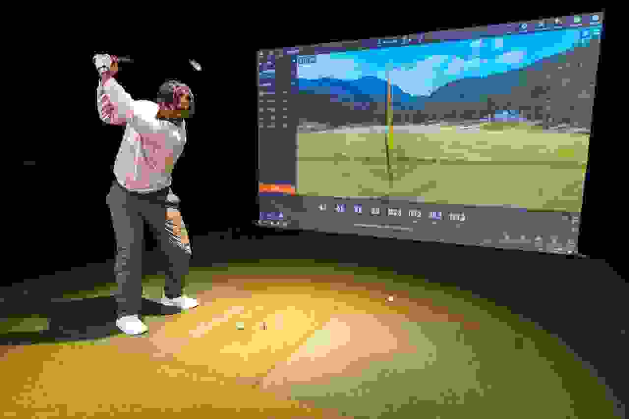 Five Iron Golf Riyadh Brings a New Indoor Golf Experience to KAFD-image