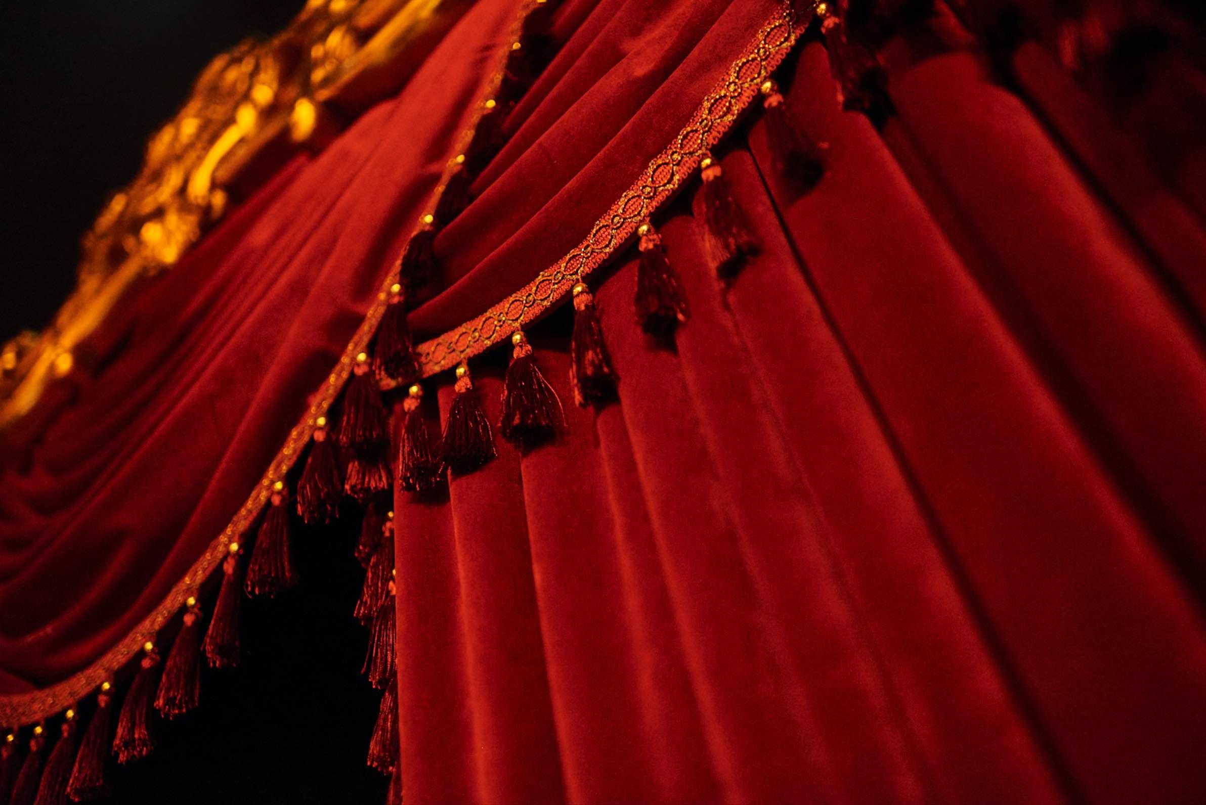 The Theater Dubai is ready to entertain you