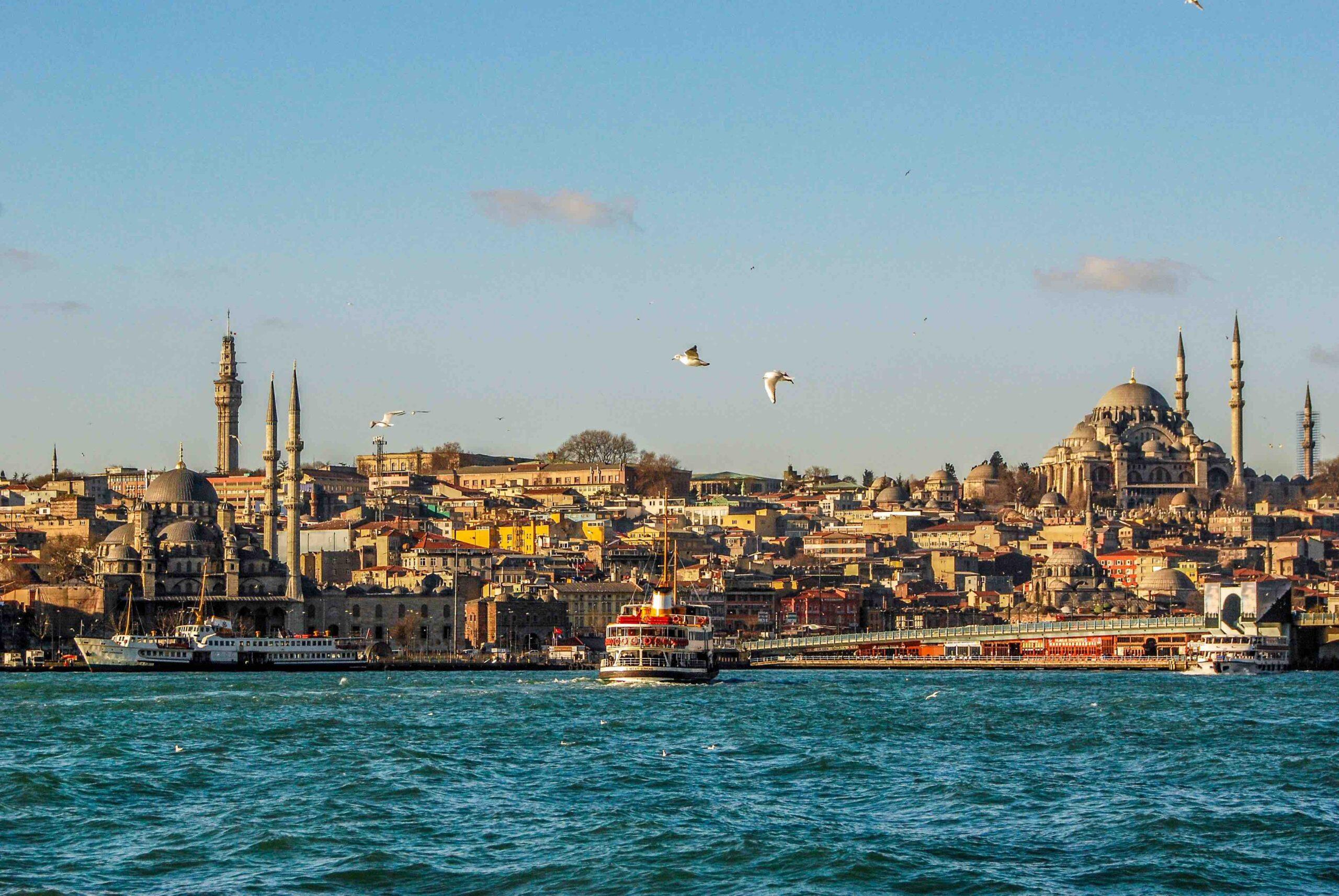 10 short-gaul getaways from the GCC for perfect for a summer escape