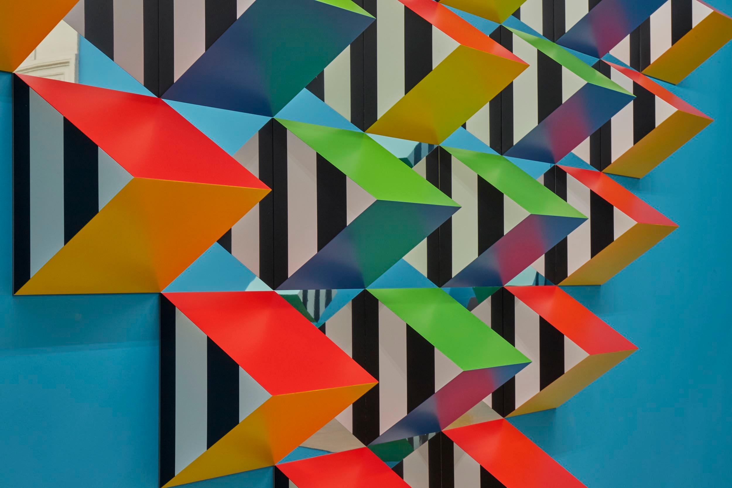 Check out French artist Daniel Buren in Burj Al Arab