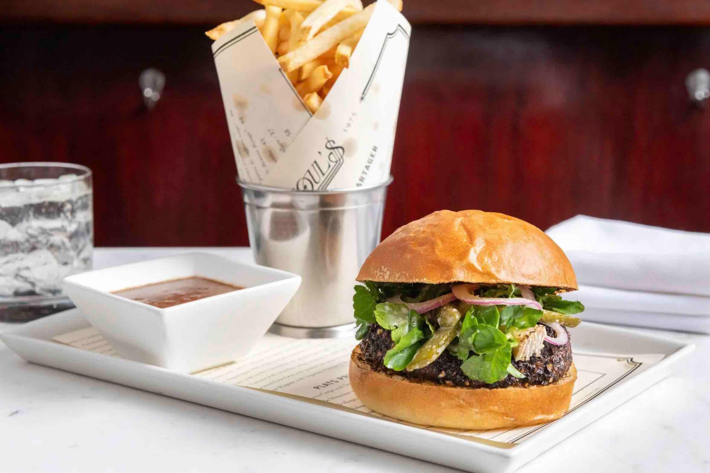 FACT Review: Raoul&#8217;s in Via Riyadh puts Parisian cuisine in the spotlight