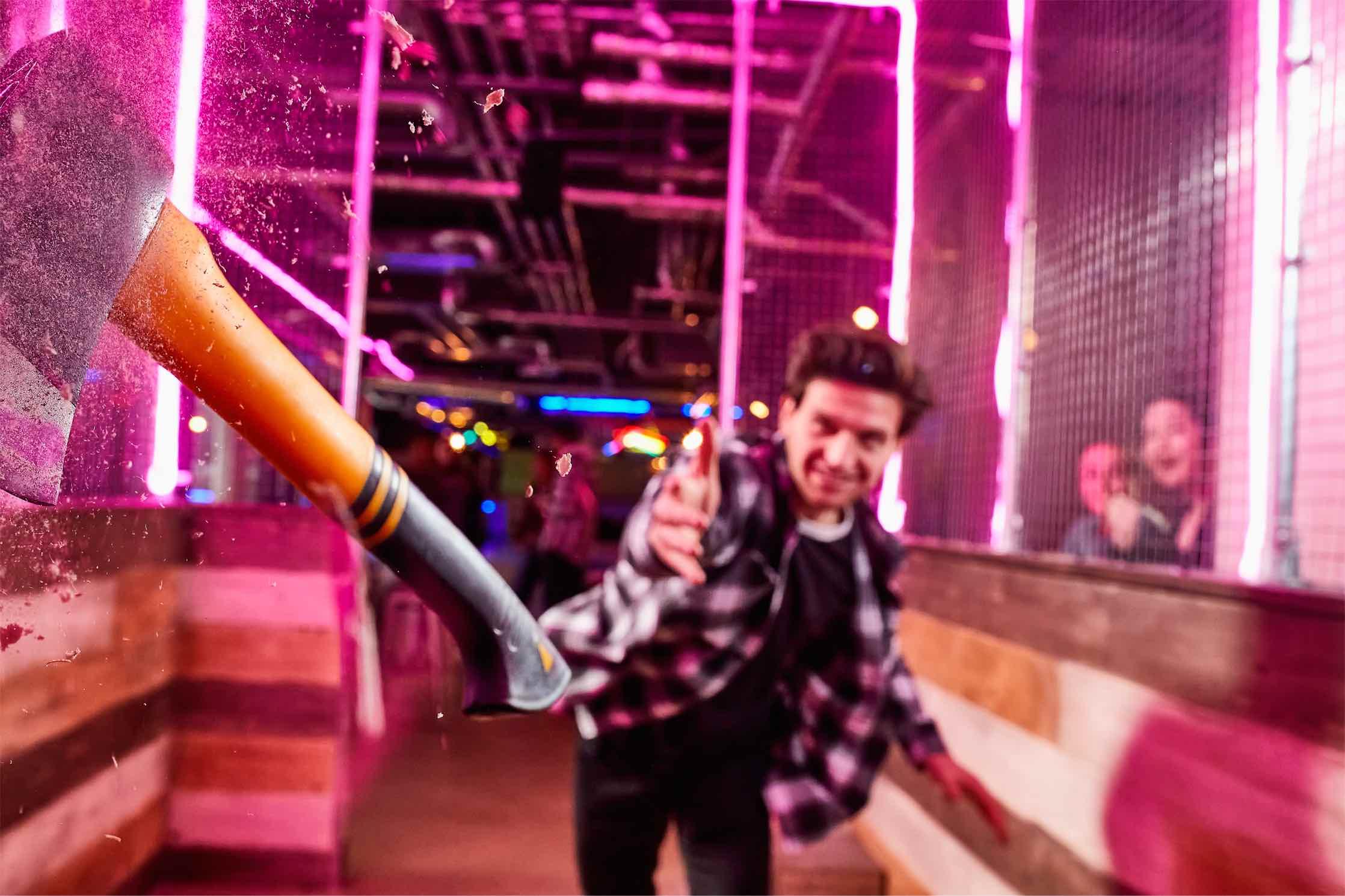 Boom Battle Bar brings exciting entertainment to Dubai