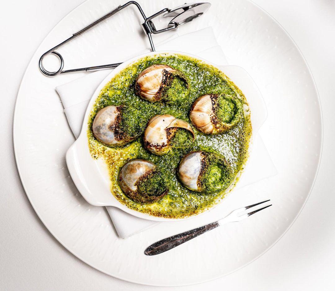 FACT Award-winning Les Dangereux unveils a chic à la carte menu