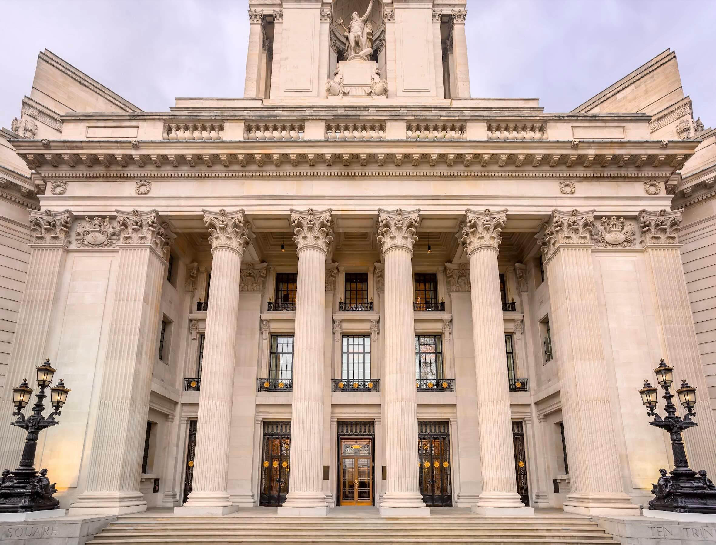 Hotel Hotspot: Live like a Londoner at Four Seasons Hotel London at Ten Trinity Square