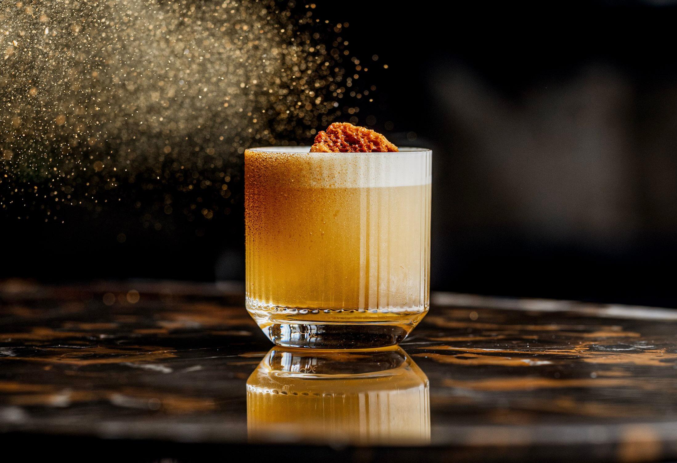 Gōng Review: Raise a glass at Europe’s highest hotel bar
