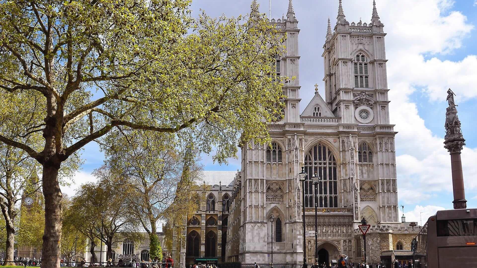 Cellarium Café at Westminster Abbey Opens For Dinner For The Very First Time