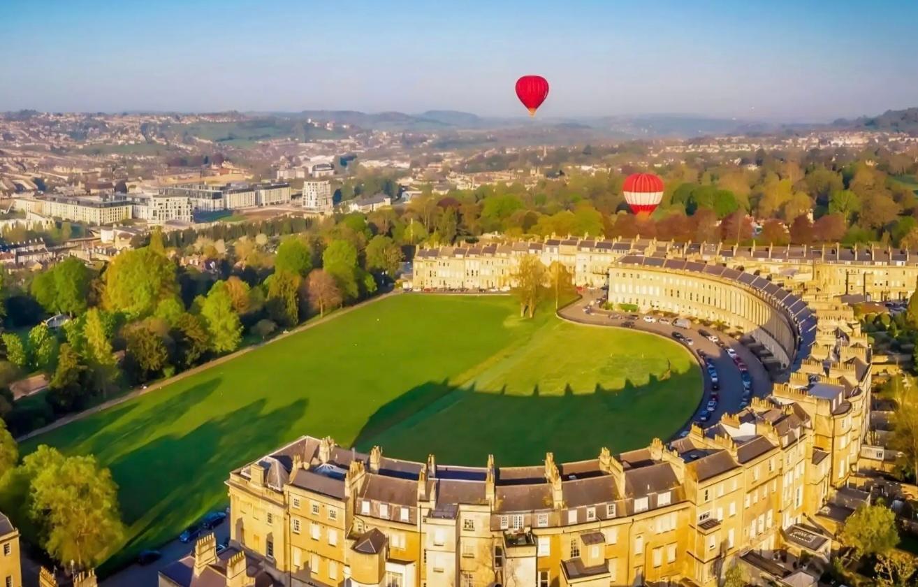 Bridgerton, Brunch and Books: A 24 Hour Guide to Bath