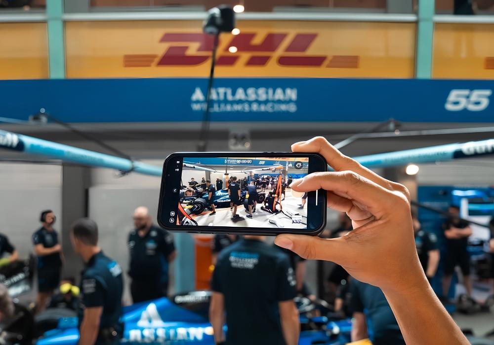 Singapore Grand Prix Is Letting Fans Walk the Pit Lane Before F1 Weekend