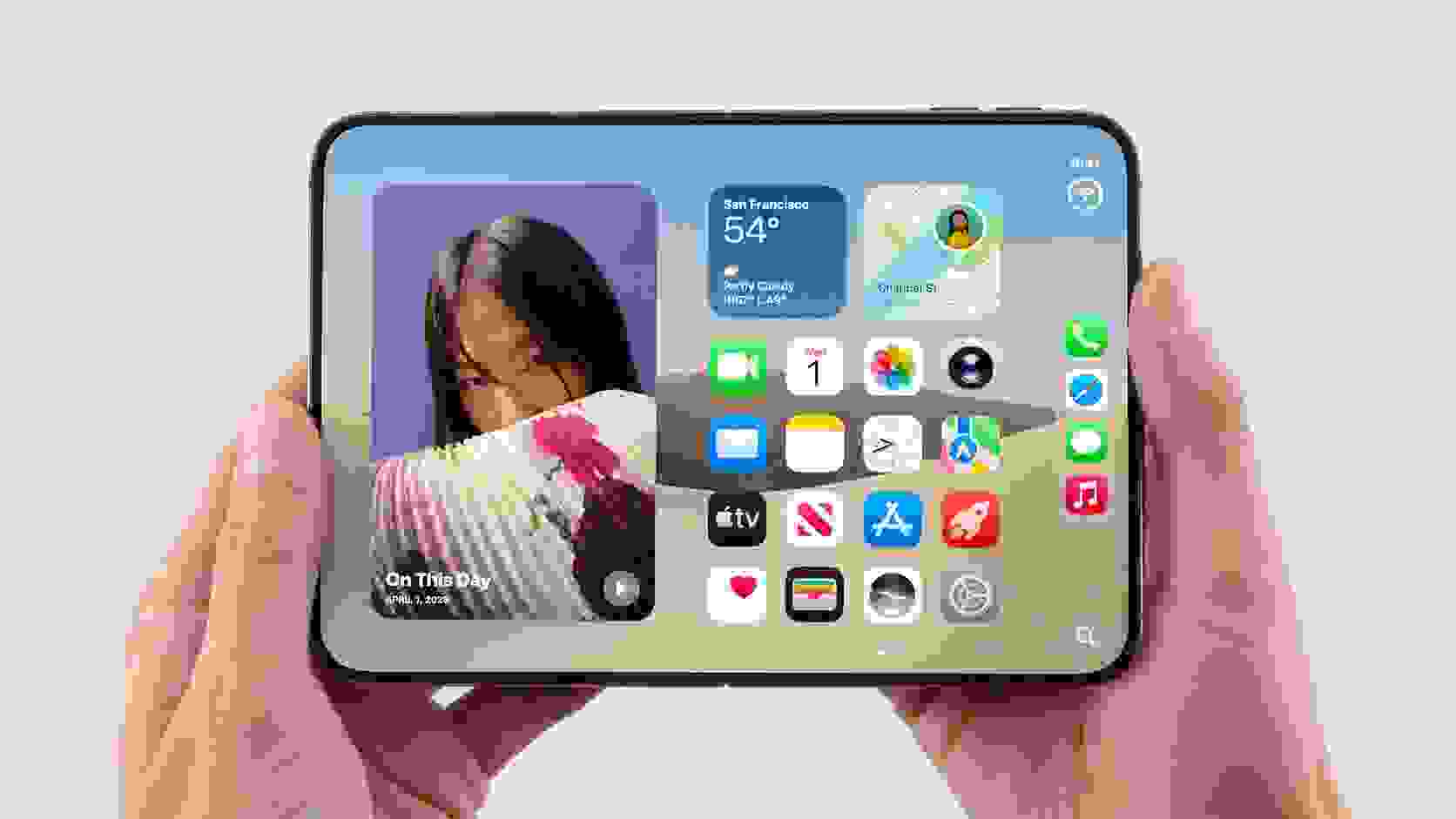Here’s How to Get Your Hands on Apple’s First Foldable iPhone Duo-image