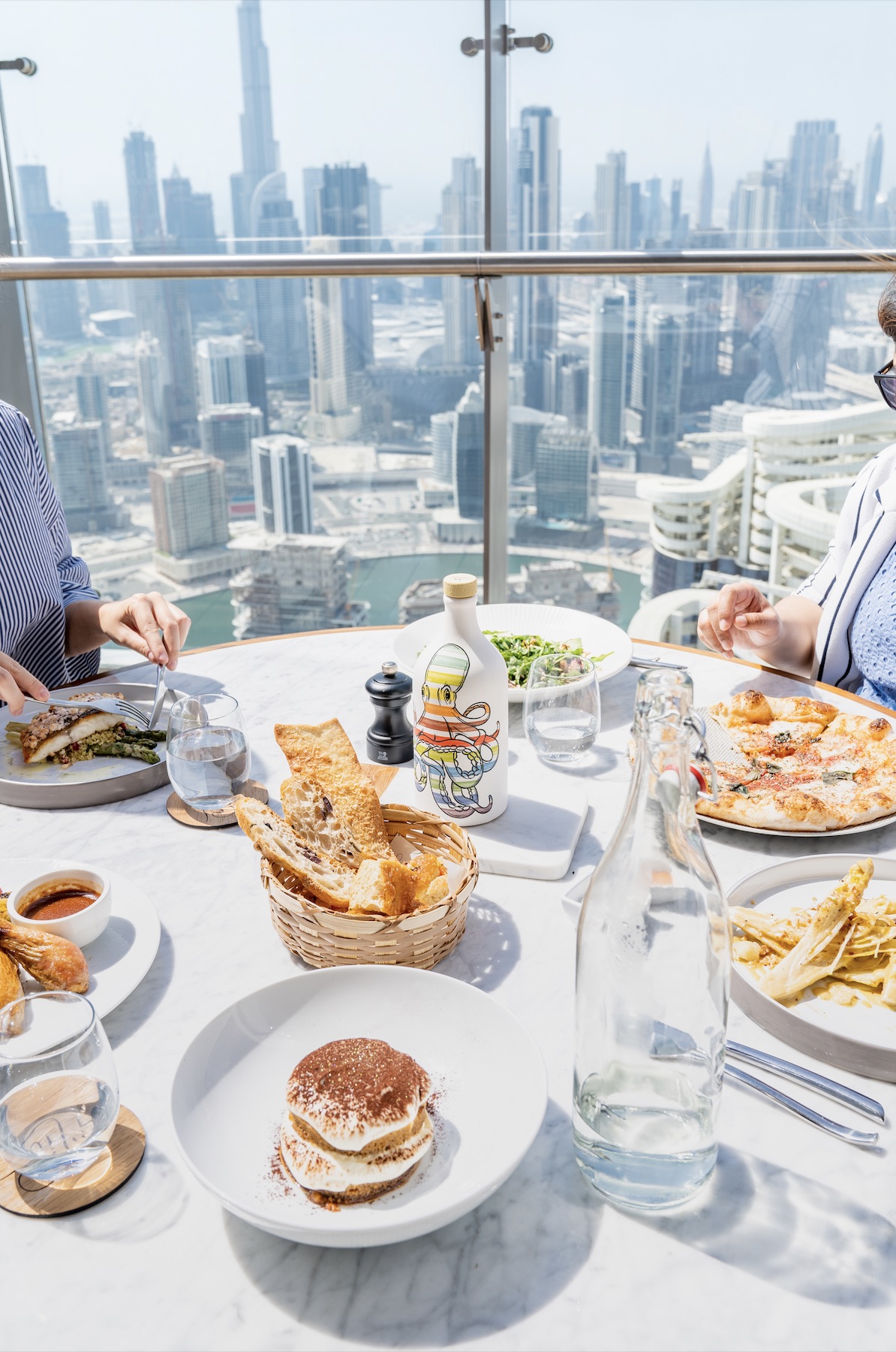 business lunch in Dubai