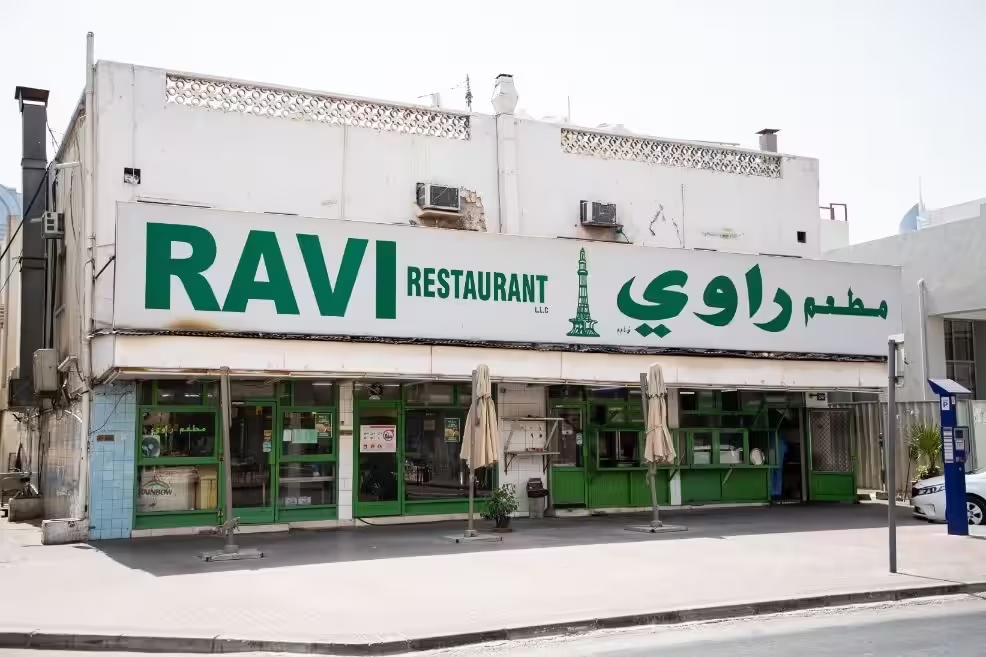 RAVI Restaurant