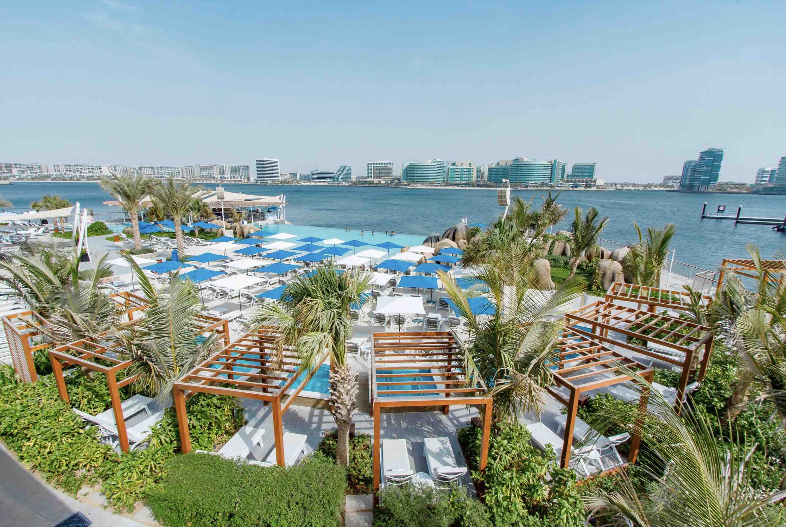 beach clubs in Abu Dhabi