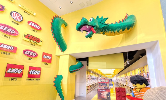 LEGO Flagship Store