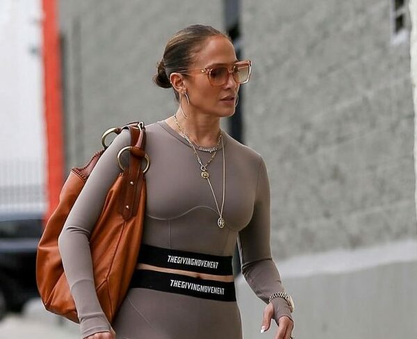 Jennifer Lopez The Giving Movement