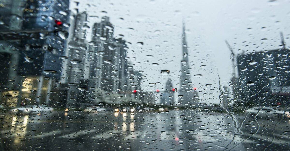 rainy day in Dubai